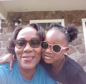 Meet your Posher, Elnora